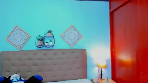 ede online show from February 12, 6:17 am