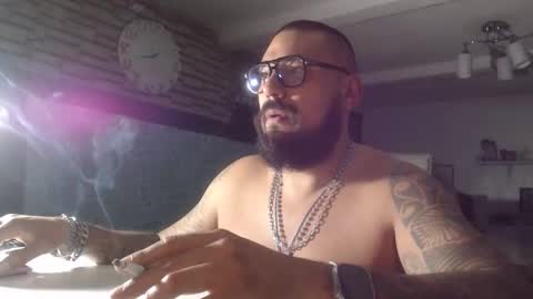 edgarram83 online show from October 16, 7:41 am