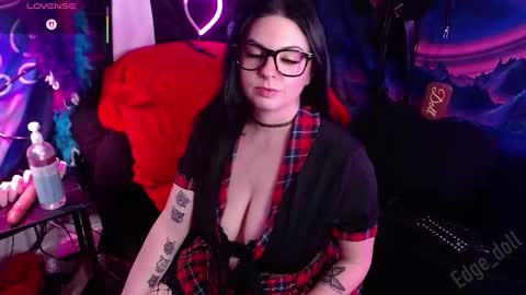 Edge Doll online show from February 13, 1:20 am