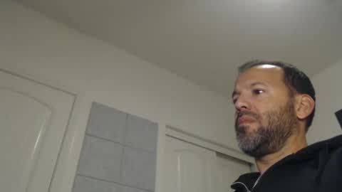 EdgeM online show from December 9, 3:40 am