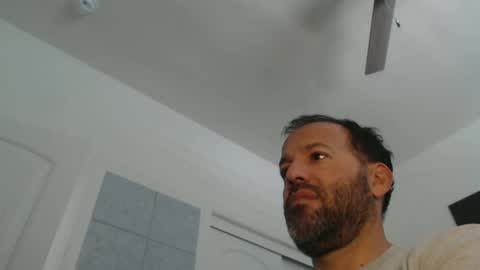 EdgeM online show from February 24, 7:52 pm