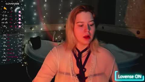 ednaadamse online show from February 6, 9:02 am