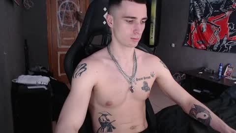 Eduar online show from April 12, 10:52 am