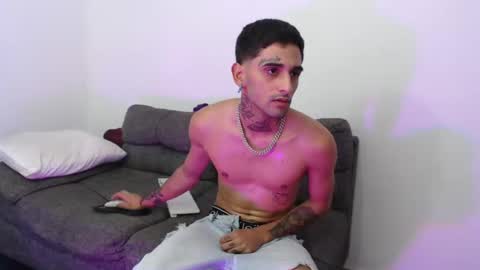 Edward Johnsonn online show from September 18, 1:20 am