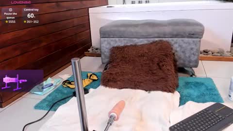 Eduardo online show from November 11, 5:31 am