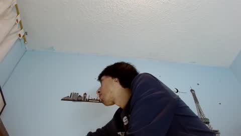 edward online show from November 13, 8:39 am