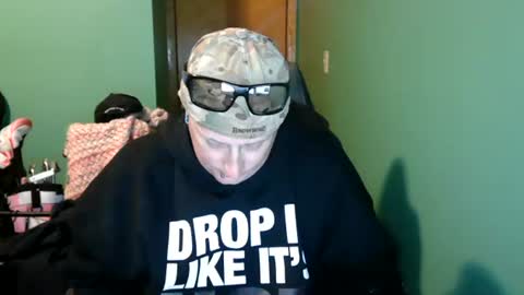 edwardaims_2please online show from July 16, 2:48 am