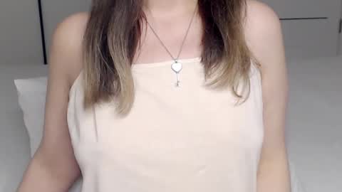 eelena4kiss online show from November 2, 11:54 am