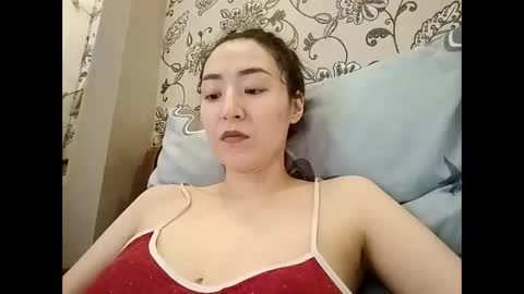 Effy online show from April 15, 10:18 am