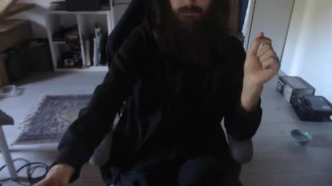 eighthundredeightyeight online show from April 26, 8:12 am