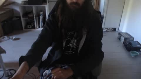 eighthundredeightyeight online show from April 23, 12:24 pm