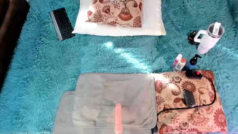 Snapshot of eilin_clio chatting on October 23, 8:21 pm Eilin online show from October 23, 8:21 pm