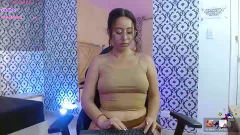 eimmy_tay online show from March 13, 7:28 pm