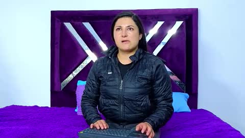 eimy__cute online show from November 18, 9:29 pm