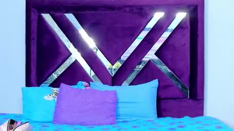 eimy__cute online show from November 27, 7:43 pm