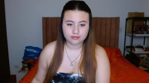 Snapshot of eimy_collin chatting on March 4, 6:26 am EIMY MODEL INDEPENDENT online show from March 4, 6:26 am