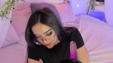 eimy_rosse18 online show from March 14, 5:06 pm