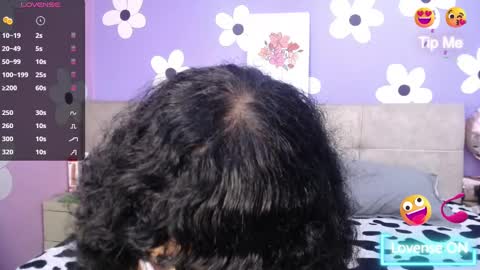 Snapshot of eimyflorian chatting on February 24, 11:32 am Eimyflorian online show from February 24, 11:32 am