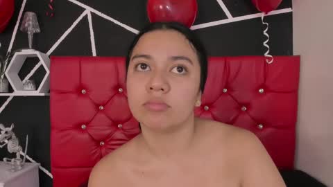 Snapshot of ela_hilton3 chatting on February 16, 7:16 pm Ela online show from February 16, 7:16 pm