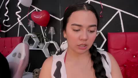 Snapshot of ela_hilton3 chatting on February 22, 7:03 pm Ela online show from February 22, 7:03 pm