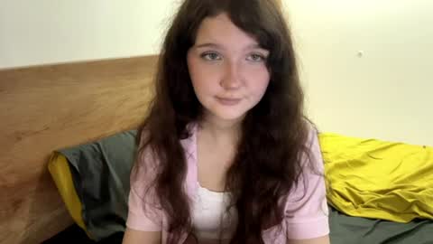 Ela online show from July 11, 7:28 pm