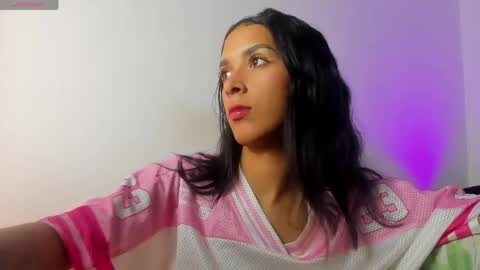 Ela33 online show from May 27, 1:57 am