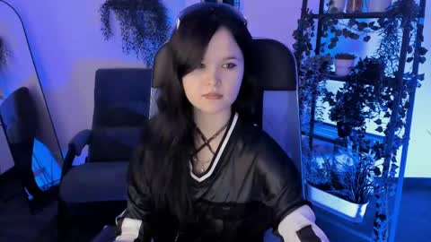 Your sweet girl online show from May 24, 7:42 pm