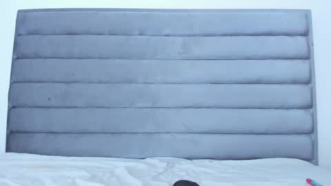 elaisaprincess online show from February 17, 12:21 am