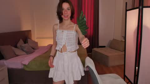 ELA 3 online show from April 4, 6:31 am