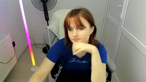 Evie online show from May 24, 7:04 am