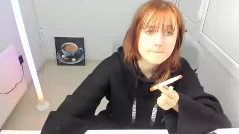 Evie online show from May 18, 7:03 am