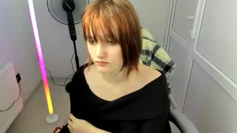 Evie online show from May 27, 7:27 am
