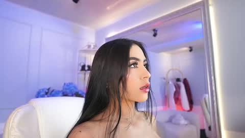 Elasummeer online show from March 13, 5:27 pm