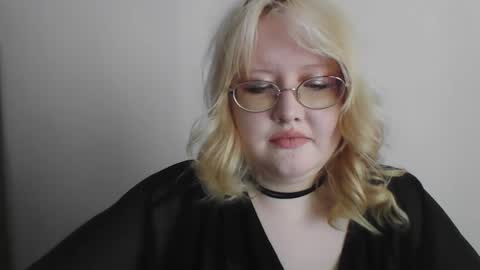 elayne_sweet online show from February 28, 8:40 am