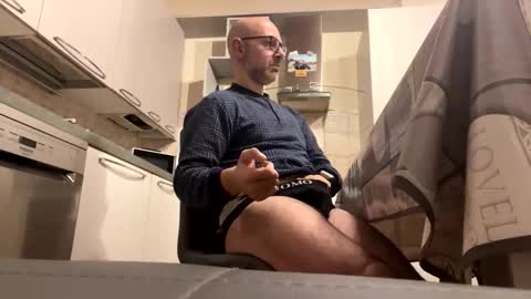 Eldiablo844 online show from November 10, 8:00 pm