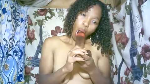 elenah013 online show from March 11, 8:17 am