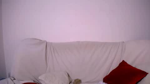 elenamonroe_ online show from February 3, 6:40 am