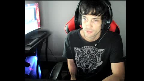 elephantrunkman online show from January 18, 7:38 am