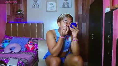 eletrabrowns online show from February 13, 5:11 am