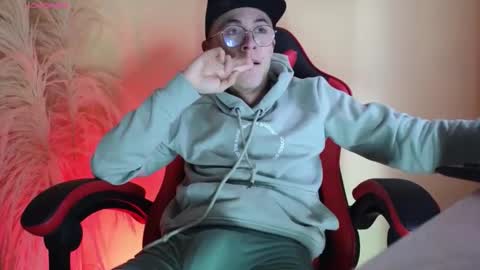 Elian online show from February 26, 12:49 pm