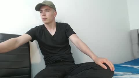 Elian online show from December 20, 7:32 pm