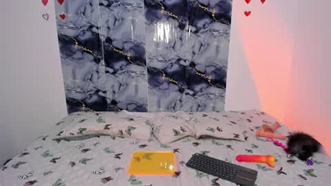 Briana online show from April 8, 11:24 am