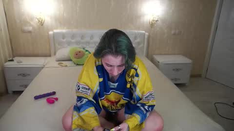 Luna online show from January 5, 5:27 pm