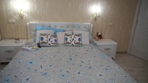 Luna online show from April 1, 4:15 pm