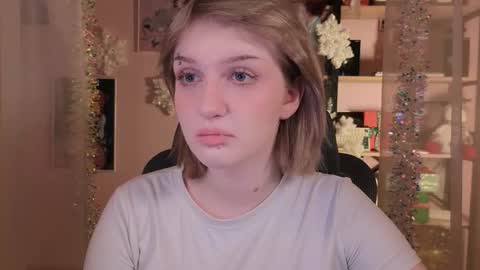 Ellie online show from January 15, 5:27 am