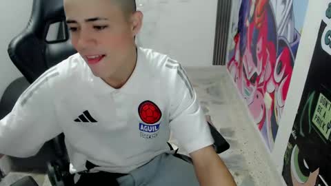 Snapshot of elii_797 chatting on January 23, 1:13 pm bby-santy online show from January 23, 1:13 pm