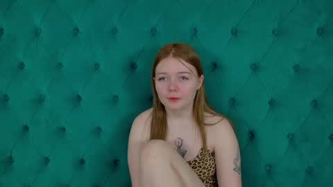 elinavale online show from June 5, 6:35 pm