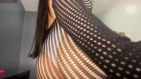 Snapshot of elinne_hendrix_ chatting on September 13, 1:57 pm Elinne hendrix online show from September 13, 1:57 pm