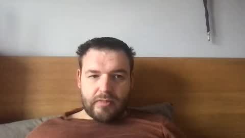 e26 online show from March 6, 1:10 pm