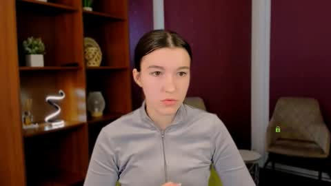 elis_sunny online show from February 2, 6:21 am